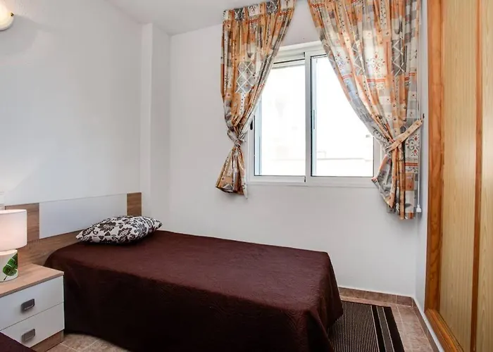 Apartamento Con Vista Al Mar - O&y 10 * Torrevieja